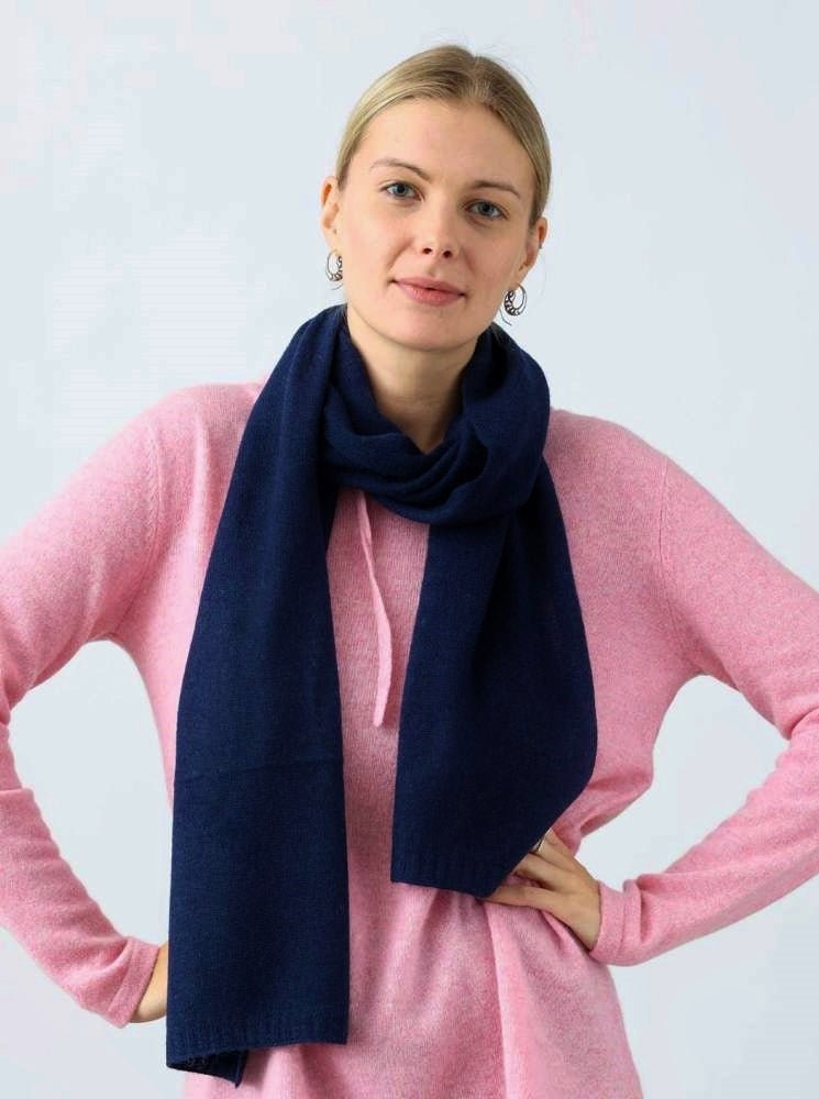 Zwillingsherz Schal 100 Cashmere Classic Kaschmir Navy Astrid s Zwillingsherz Schal 100 Cashmere Classic Kaschmir Navy Astrid s