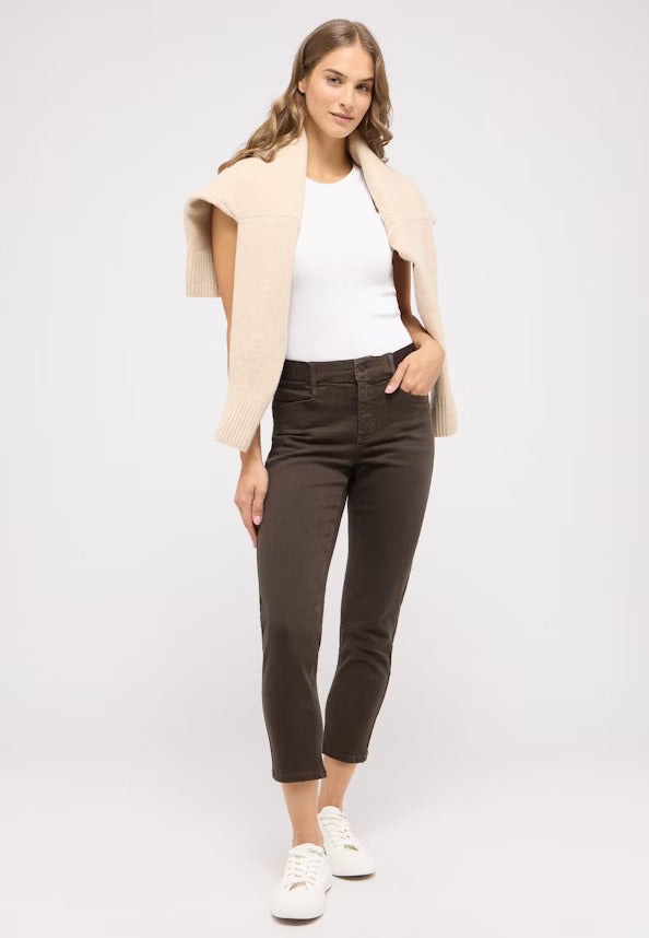 ANGELS Ornella Jeans am Model