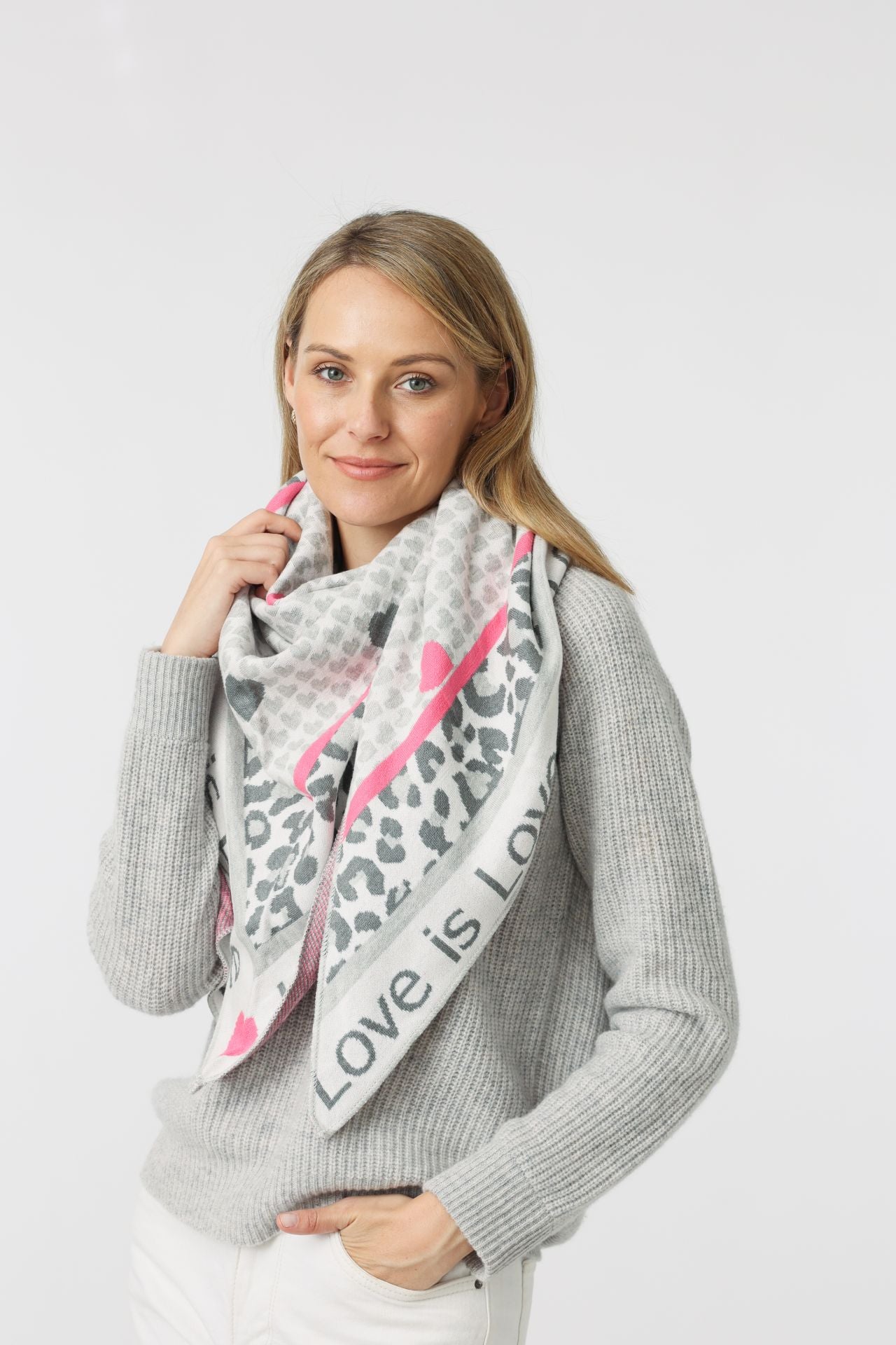 💕 Zwillingsherz Dreieckstuch "Love is love" Baumwolle Grau Pink