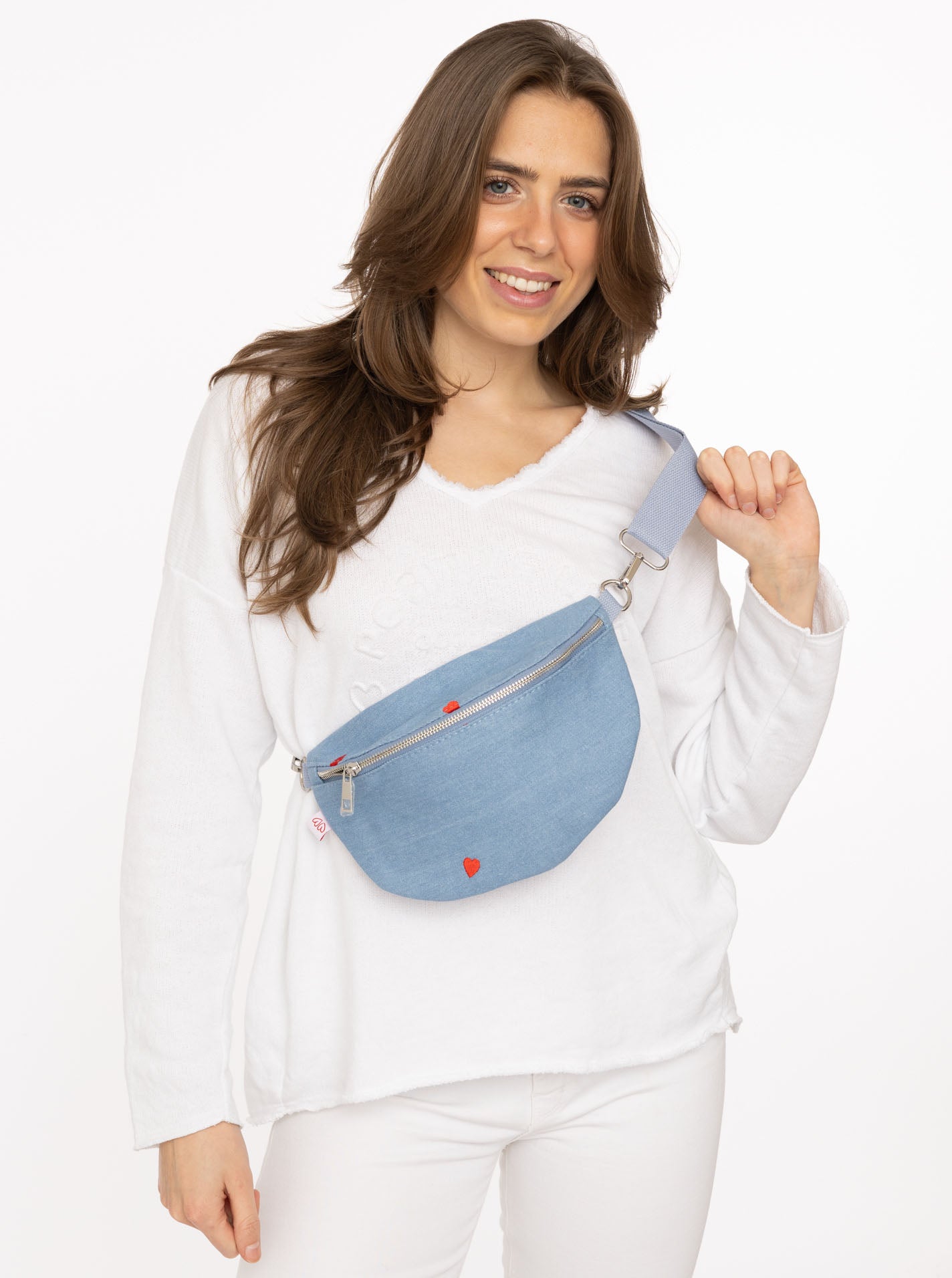 💕 Zwillingsherz Crossbody Denim "Herzen" Hellblau