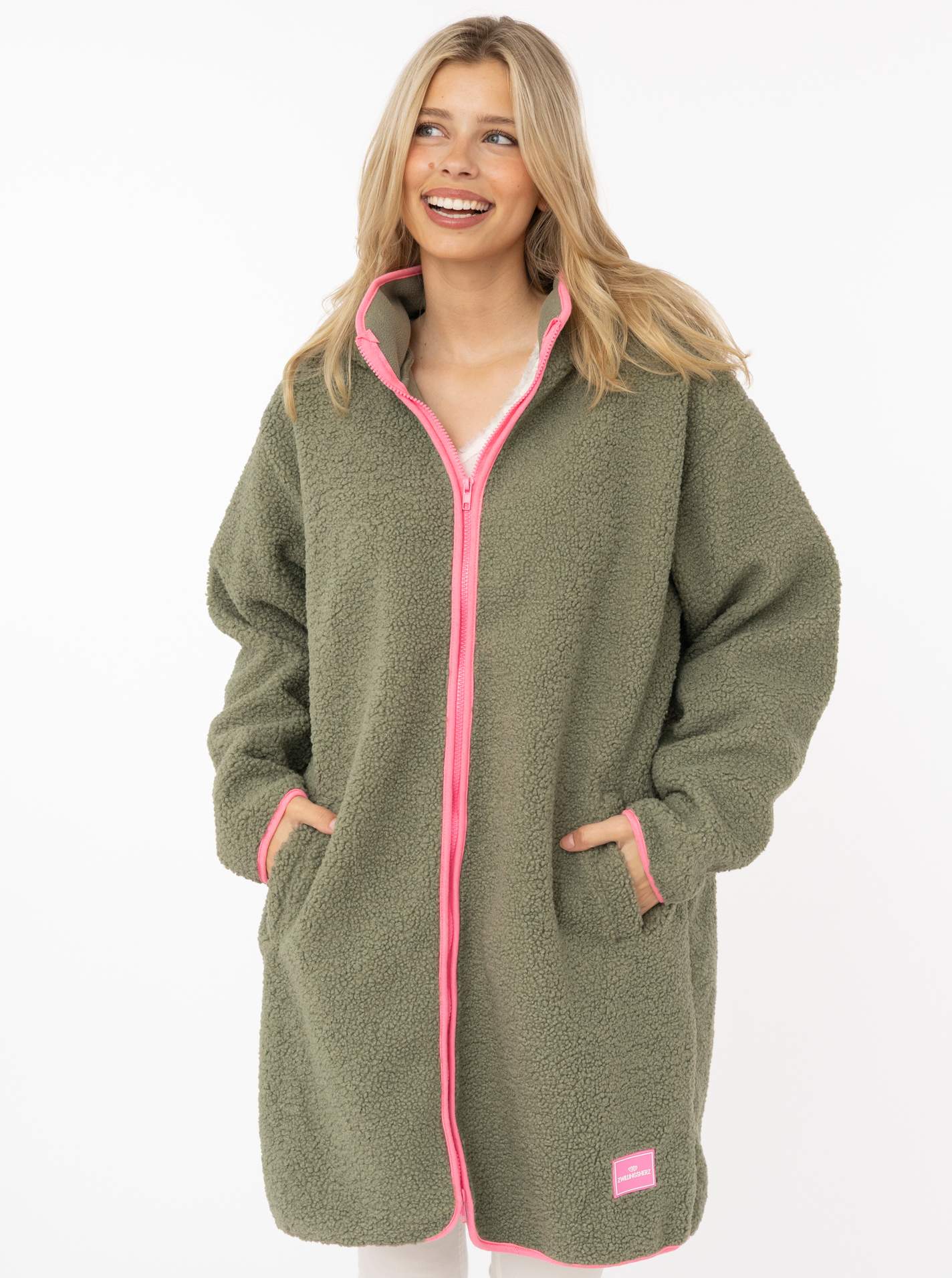 💕 Zwillingsherz Teddy Hoodiemantel "ZH Stick" Olive